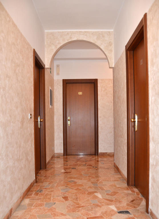 Hotel A-14 Модуньо Экстерьер фото