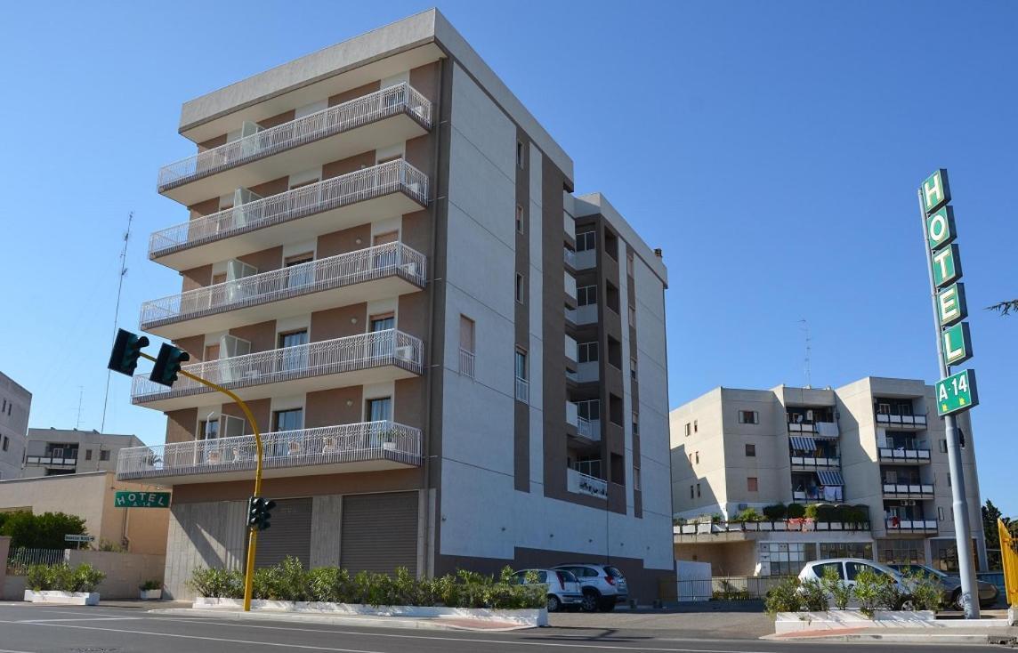 Hotel A-14 Модуньо Экстерьер фото